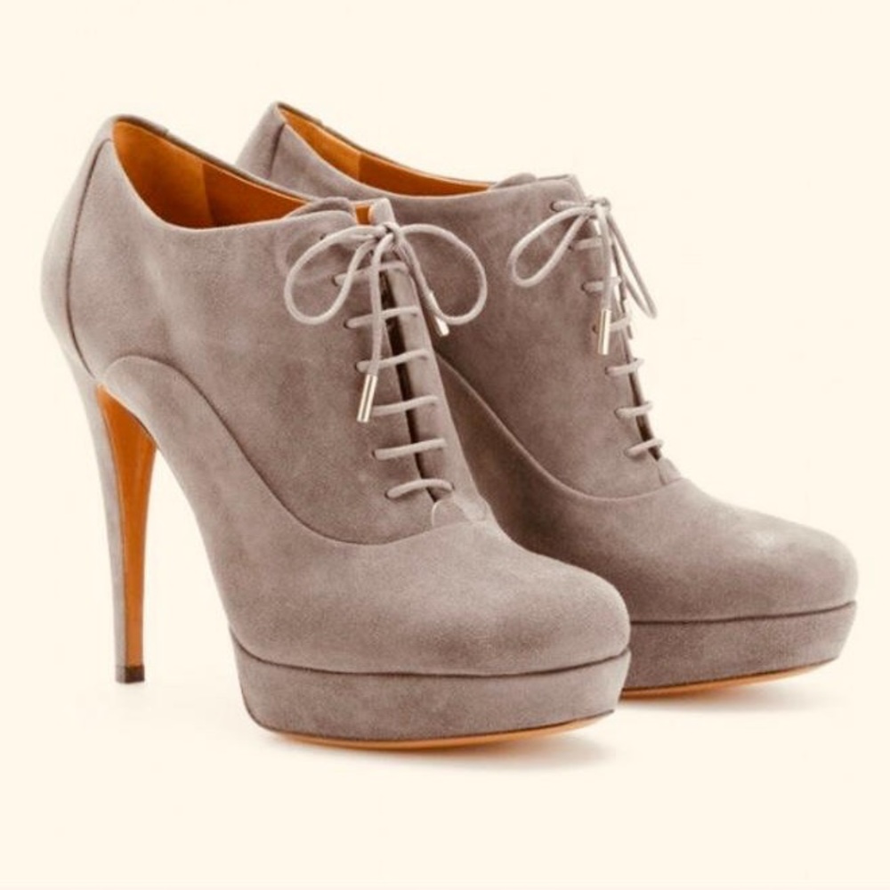 Gucci Betty Lace-Up Leather Platform Ankle Boots